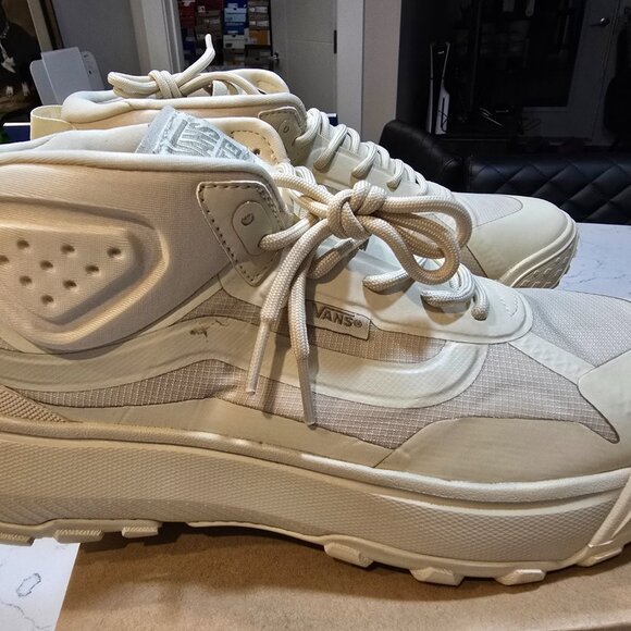Vans MTE Crosspath Mid Cream VN-000CVVCRM-4406 MENS SIZE 10 HIKING NEW - Picture 3 of 11